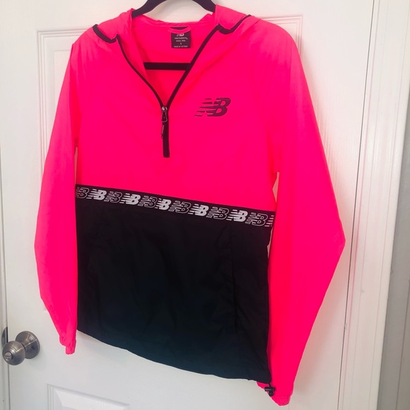 New balance wind breaker (S) - Picture 3 of 4
